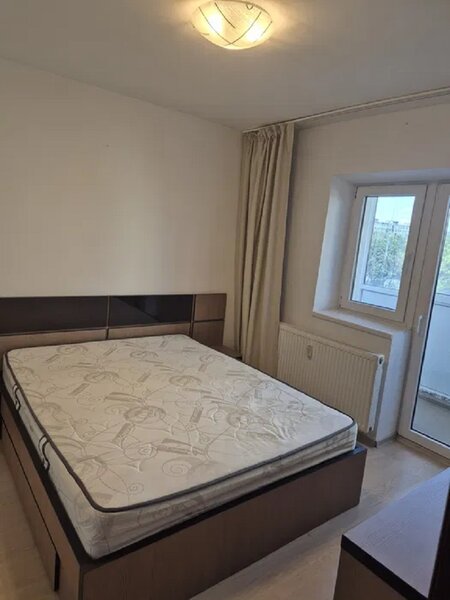 Drumul Taberei, Moghioros 3 camere 4/10